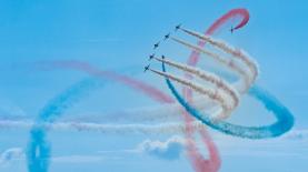 promote good teamwork with these 5 online workspace tips blog header